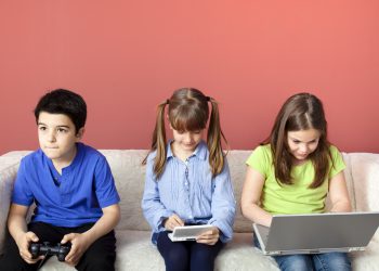 بازی های کامپیوتری به تصمیم گیری درست کمک میکنند